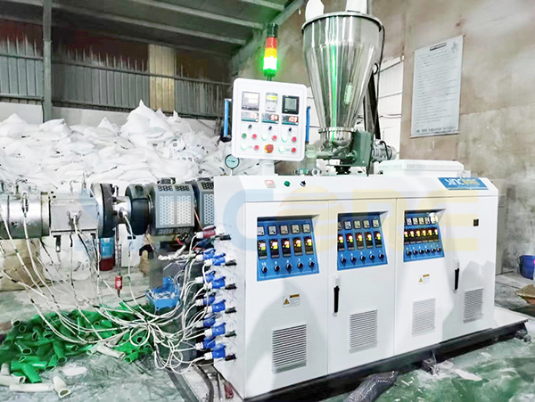 PVC double outlet extrusion line